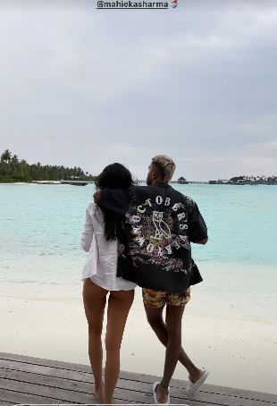 वाढदिवसाच्या निमित्ताने हार्दिकने आपल्या इन्स्टाग्राम खात्यावर हे फोटो शेअर केले आहेत. याच फोटोंमुळे आता हार्दिक आणि माहिका एकमेकांच्या प्रेमात आहेत, हे स्पष्ट झाले आहे. 