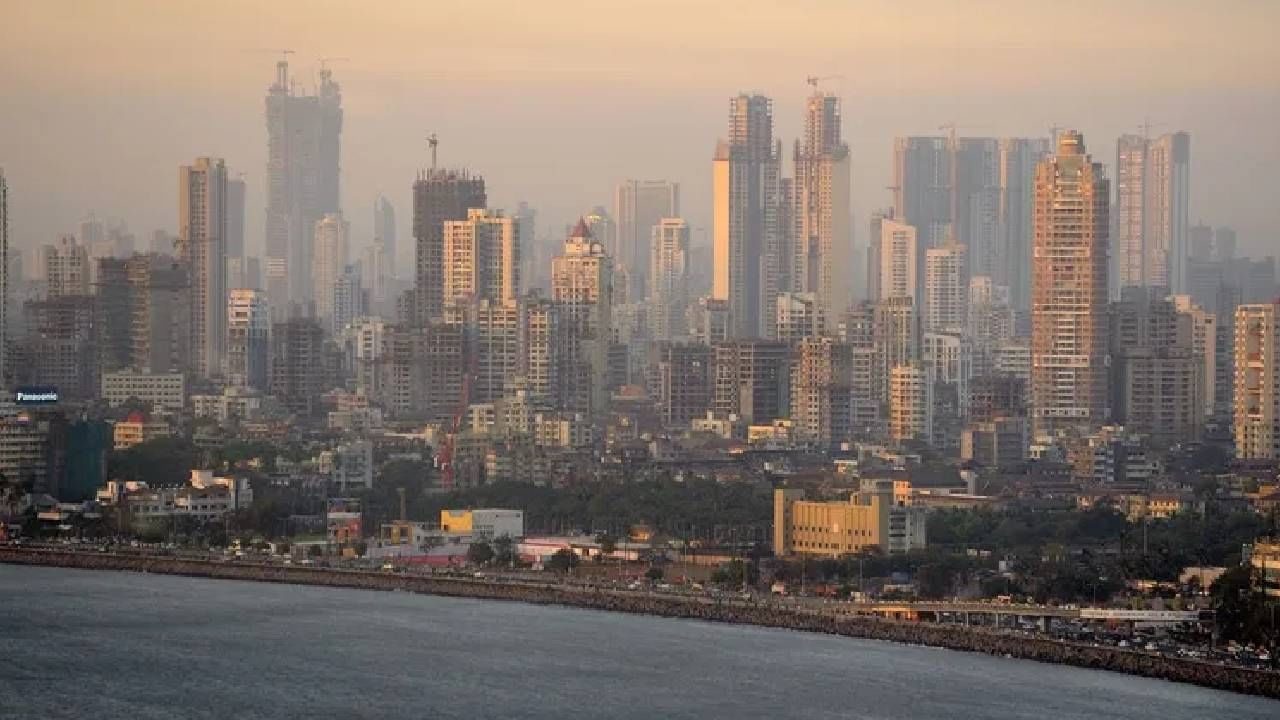 Mumbai Air Quality : दिवाळीच्या पहिल्याच दिवशीच हवा सर्वात खराब, मुंबईतील वायुप्रदूषण वाढलं, AQI..