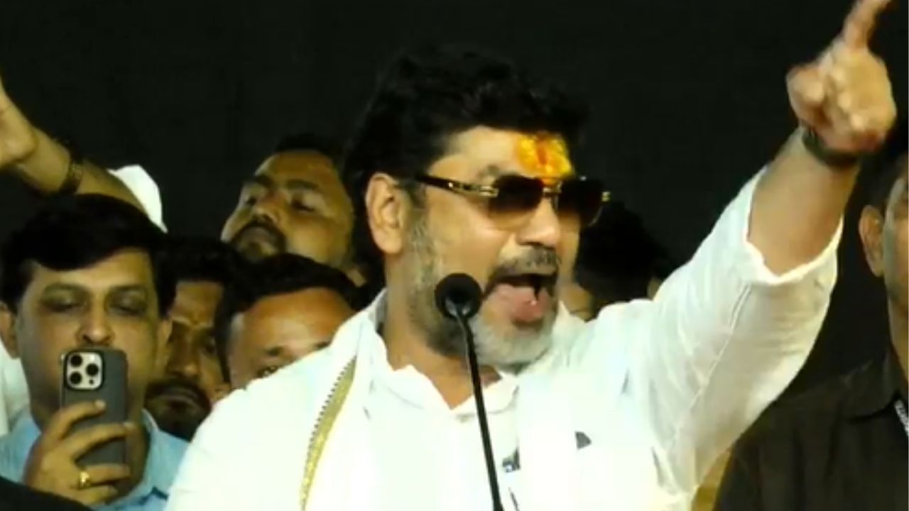 OBC Maha Elgar Sabha : मराठा समाजाला हात जोडून नम्र विनंती.., नेमकं काय म्हणाले धनंजय मुंडे? जरांगे पाटलांवर हल्लाबोल