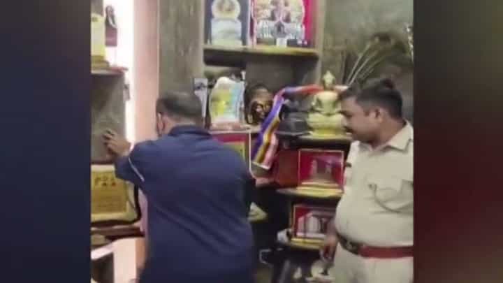 सातपूर गोळीबार प्रकरण; आरोपीच्या कार्यालयात सापडली छुपी खोली सातपूर गोळीबार प्रकरण; आरोपीच्या कार्यालयात सापडली छुपी खोली