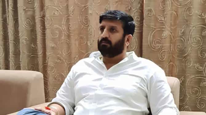 निलेश घायवळच्या घरावर छापेमारी, पोलिसांना काय सापडलं? यादी आली समोर