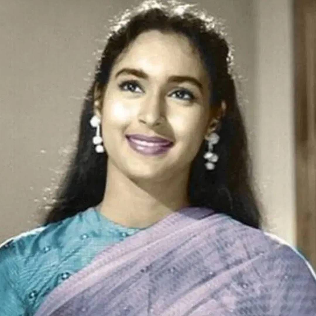  प्रनुतनची आजी नूतन बॉलिवूडमधील आपल्या काळातील प्रसिद्ध अभिनेत्री होती. त्यांनी अनेक हिट मोठ्या चित्रपटात काम केलं. पुरस्कारही मिळवले. दुसरीकडे तिचे वडील मोहनीश बहल फार पूर्वीपासून फिल्म इंडस्ट्रीमध्ये आहेत. त्यांच्या खलनायकी व्यक्तीरेखा भरपूर गाजल्या. 