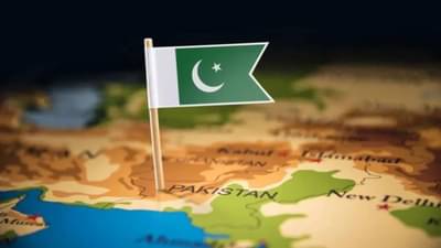 मोठी बातमी! पाकिस्तान हादरलं, प्रचंड दहशत, लोक घरातून बाहेर पडले अन् वाट सापडेल तिकडे पळत सुटले