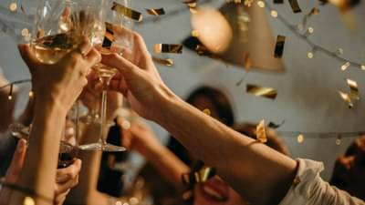 11 कोटींची लॉटरी जिंकल्यानंतर 3 महिने जे केलं, त्यानंतर थेट ICU मध्ये, नेमकं काय घडलं?