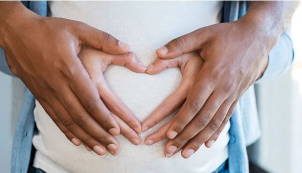 मृत्यू झालेल्या त्यांच्या मुलाचे नाव ग्रॅग असे होते. मोटार न्यूरॉनच्या आजारामुळे त्याचा मृत्यू झाला होता. डॉ. जॉन यांच्या पहिल्या पत्नीचा मृत्यू झाल्यानंतर त्यांच्या आयुष्यात यानयिंग लू आल्या. त्या मूळच्या चीनच्या आहेत. 2014 साली या दोघांनीही लग्न केले. 