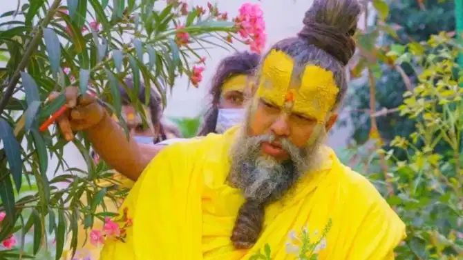 Premanand Maharaj: प्रेमानंद महाराजांची तब्ब्येत खरंच बिघडली? महत्त्वाचा Video आला समोर