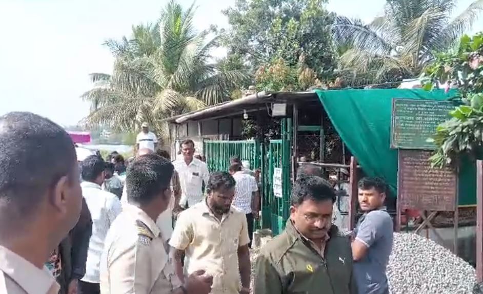 तरीदेखील आत्महत्येचे नेमके कारण अद्याप अस्पष्ट आहे. या घटनेमुळे सरोळे, पांडे आणि आसपासच्या गावांमध्ये शोककळा पसरली आहे. स्थानिकांनी या घटनेविषयी दुःख व्यक्त करत पोलिसांकडे आत्महत्येच्या कारणाचा सखोल तपास करण्याची मागणी केली आहे.