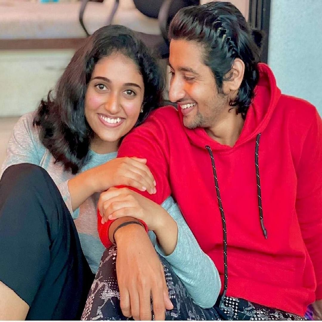 आकाशसोबतच्या बॉण्डिंगबद्दल रिंकू म्हणालेली, 'आमची मैत्री खूपच चांगली आहे. तेव्हापासून आम्ही चांगले मित्र आहोत. काहीही वाटलं तरी आम्ही दोघं एकमेकांसोबत बोलत असतो...'