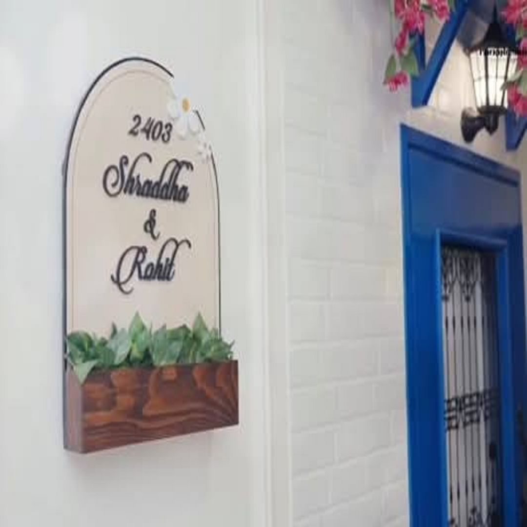 'महाराष्ट्राची हास्यजत्रा' या कार्यक्रमातून प्रसिद्धीझोतात आलेला अभिनेता रोहित माने याला आज कोणत्याच ओळखीची गरज नाही. त्याच्या चाहत्यांची संख्या फार मोठी आहे. 