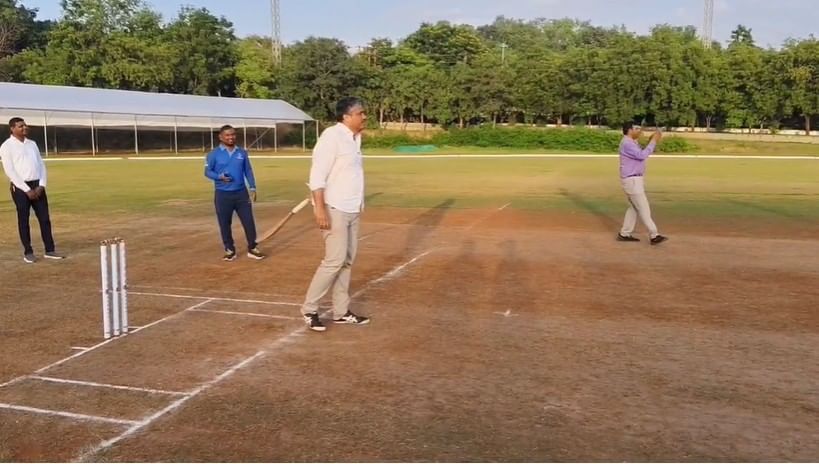 राजकीय जीवनामध्ये माझे अनेक प्रशिक्षक आहेत, तसेच मराठी मीडियामध्ये सुद्धा आहेत अशी प्रतिक्रिया यावेळी आमदार रोहित पवार यांनी दिली.