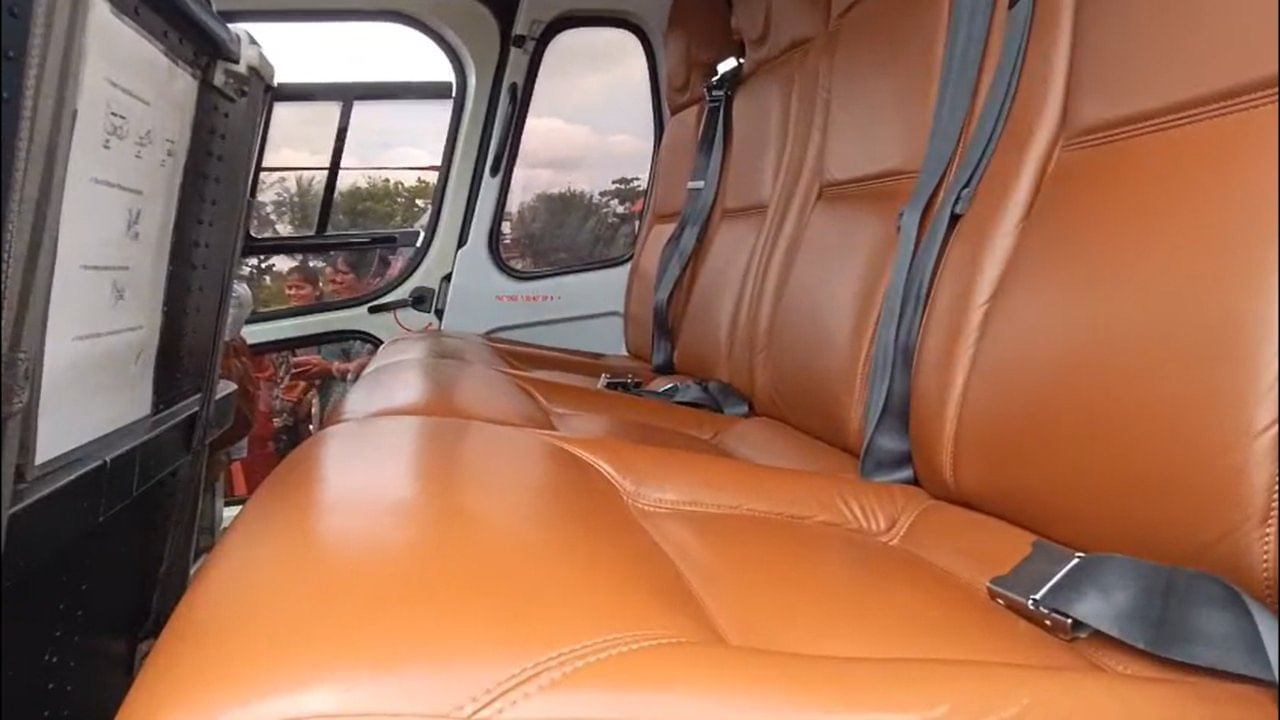 आटपाडी गावचे जावई असलेले आणि मूळचे कोल्हापूर जिल्ह्यातील टोप येथील सुप्रसिद्ध उद्योजक शिवाजीराव आनंदराव पवार आणि त्यांची पत्नी शशिकला शिवाजीराव पवार हे आपल्या मुलांसह, सौरभ आणि सुयोग पवार यांच्यासह शनिवारी दुपारी आटपाडी येथे दाखल झाले. 