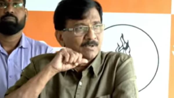 Sanjay Raut : त्यांची मानसिक लेव्हल तपासली पाहिजे... तुमच्या छाताडावर बसणार; संजय राऊत संतापले