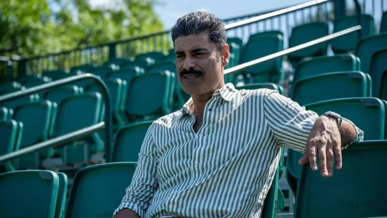 फक्त आर्याच नाही, तर सिकंदरने मोनिका ओ माय डार्लिंग आणि मंकी मॅन सारखी क्लासिक फिल्म आणि सीरीजमध्ये कमालीचा अभियन केलेला. सिकंदर ओटीटी प्लॅटफॉर्मवरच एक मोठं नाव आहे. 