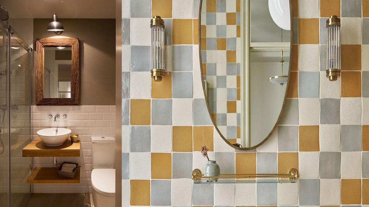 बाथरूममधील या छोटाशा चूका वास्तुदोष निर्माण करू शकतात; या गोष्टी करणे टाळा बाथरूममधील या छोटाशा चूका वास्तुदोष निर्माण करू शकतात; या गोष्टी करणे टाळा