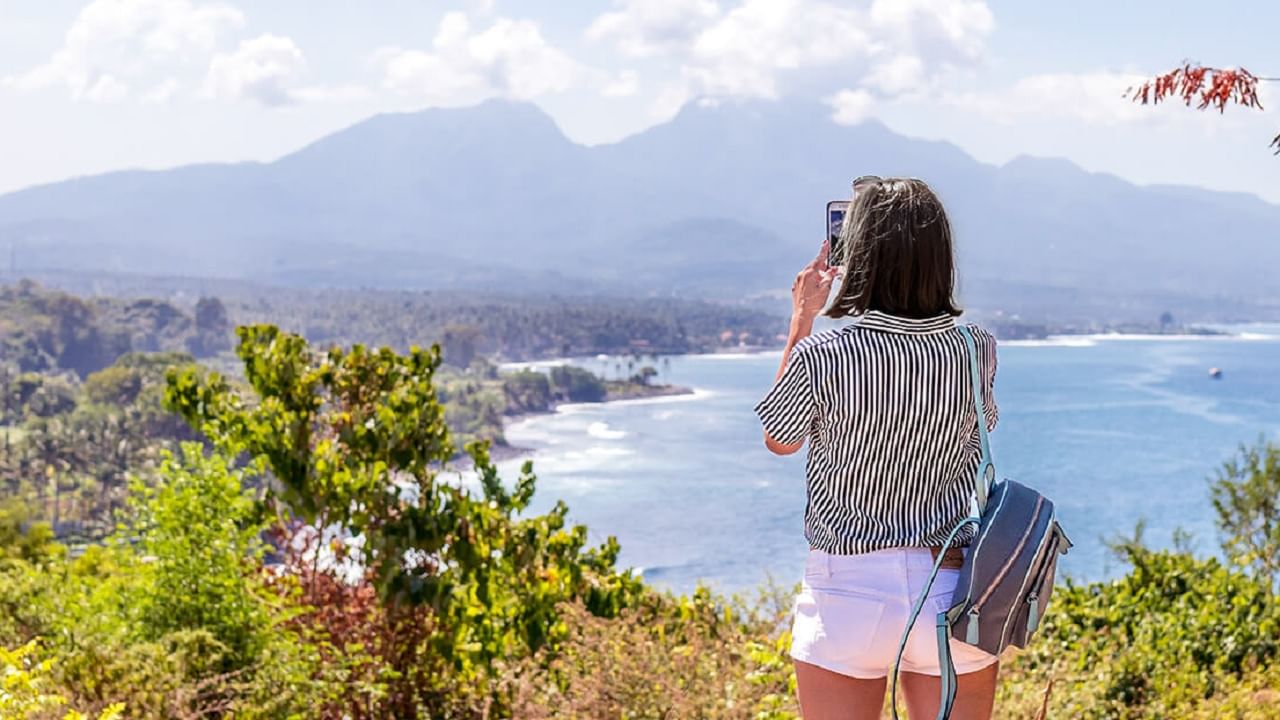 सोलो ट्रिप प्लॅन करताय का? ‘हे’ 5 खास डेस्टिनेशन्स जाणून घ्या