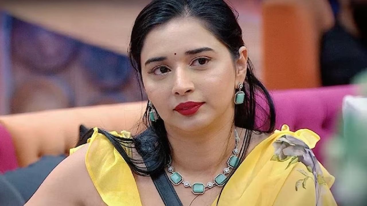 Bigg Boss 19 फेम तान्या मित्तल कायद्याच्या कचाट्यात, होणार अटक? काय आहे संपूर्ण प्रकरण Bigg Boss 19 फेम तान्या मित्तल कायद्याच्या कचाट्यात, होणार अटक? काय आहे संपूर्ण प्रकरण