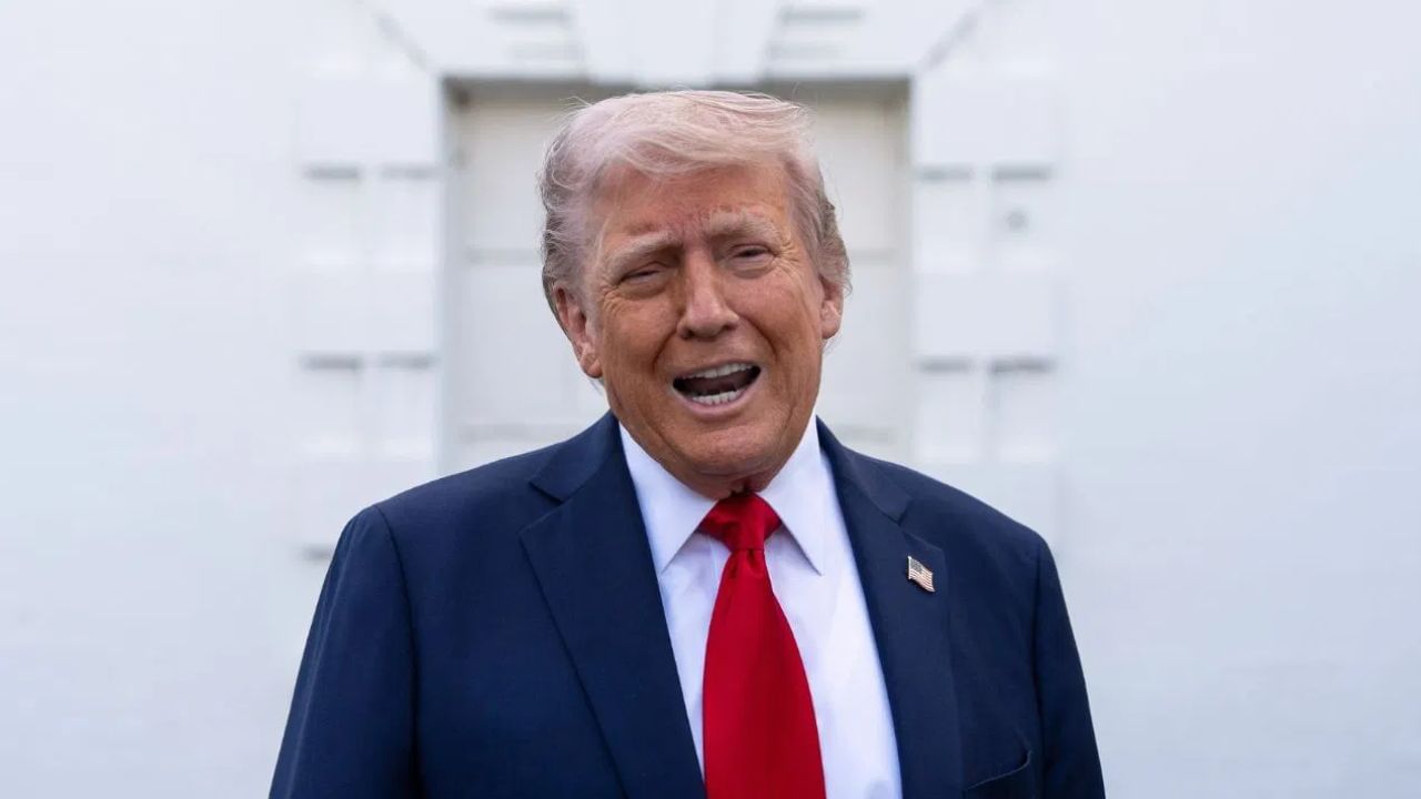 मोठी बातमी! डोनाल्ड ट्रम्प यांनी फोडला आणखी एक मोठा बॉम्ब, भारत मोठ्या संकटात, अमेरिकेकडून थेट आदेश जारी मोठी बातमी! डोनाल्ड ट्रम्प यांनी फोडला आणखी एक मोठा बॉम्ब, भारत मोठ्या संकटात, अमेरिकेकडून थेट आदेश जारी