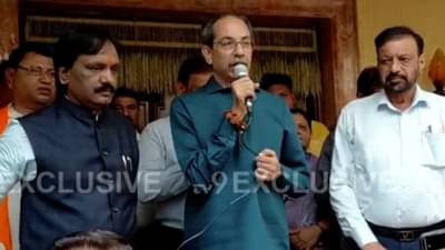 अतिवृष्टीग्रस्त शेतकऱ्यांना आधी 1 लाख तरी द्या...; उद्धव ठाकरेंनी सरकारला खडसावले