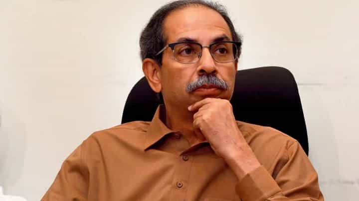 Uday Samant : मी भाजपात येतोय मला घ्यायला सांगा... ठाकरे सेनेचे नेते भाजप प्रवेशासाठी प्रयत्नशील... बड्या मंत्र्याच्या दाव्यानं खळबळ Uday Samant : मी भाजपात येतोय मला घ्यायला सांगा... ठाकरे सेनेचे नेते भाजप प्रवेशासाठी प्रयत्नशील... बड्या मंत्र्याच्या दाव्यानं खळबळ