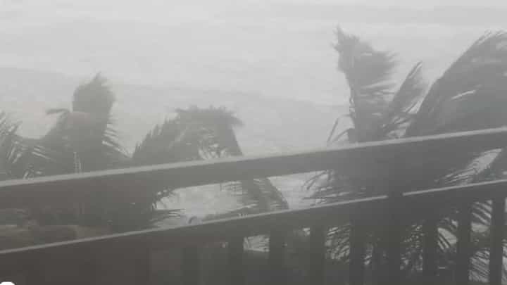 Maharashtra weather : समुद्र खवळला, वादळी वारे... महाराष्ट्र टेन्शनमध्ये, आता राज्यभरात.... Maharashtra weather : समुद्र खवळला, वादळी वारे... महाराष्ट्र टेन्शनमध्ये, आता राज्यभरात....