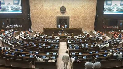 आता राज्यसभेत घोषणा देण्यावरही चाप, थँक्स, जयहिंद, वंदे मातरम... नकोच; काय आहेत नवीन नियम?