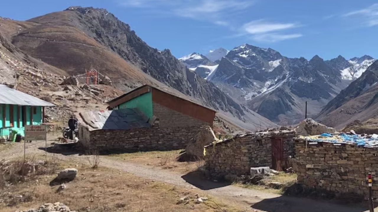 मोठे संकट येणार ? पर्वत झाले बर्फावाचून उघडे बोडके, ग्लोबल वार्मिंगचा असाही फटका