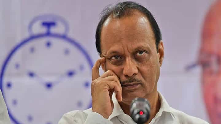 Ajit Pawar NCP : दादांच्या राष्ट्रवादीत बंडाचं निशाण, जिल्हाध्यक्षच देणार राजीनामा? भरणेंच्या तालुक्यात घडतंय काय? Ajit Pawar NCP : दादांच्या राष्ट्रवादीत बंडाचं निशाण, जिल्हाध्यक्षच देणार राजीनामा? भरणेंच्या तालुक्यात घडतंय काय?