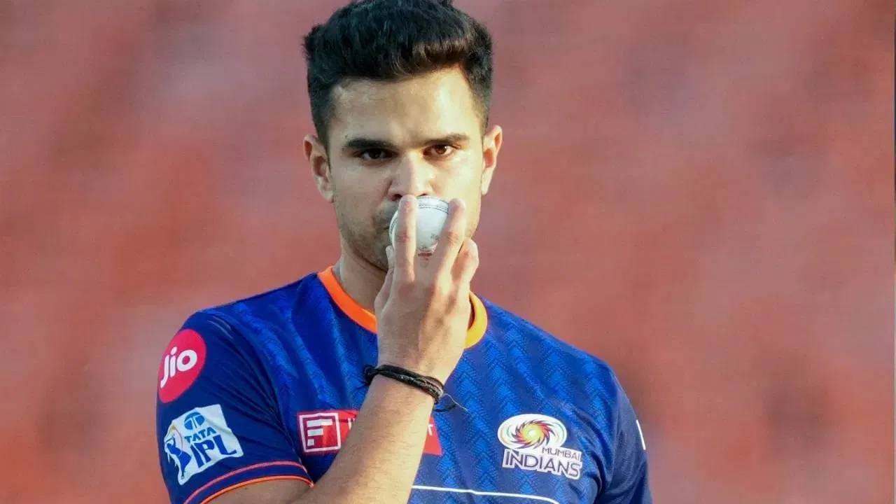 IPL Trade 2026 : मुंबई इंडियन्स अर्जुन तेंडुलकरचा ब्रेकअप, आता आयपीएलमध्ये या टीमकडून खेळणार