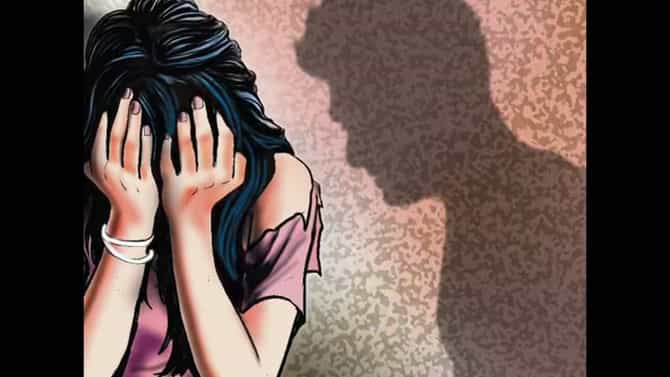माझ्यासोबत संबंध ठेवले नाहीस तर... नाशकात भोंदूबाबाबाचा जादुटोण्याचा धाक, महिलेचा घात, 14 वर्षांपासून लैंगिक अत्याचार
