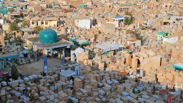 60 लाख मृतदेहाचे दफन, या ठिकाणी आहे जगातील सर्वात मोठी दफनभूमी