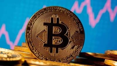Bitcoin Investment : बिटकॉईनमध्ये गुंतवणुकीची हीच योग्य वेळ? पडझडीचा होणार फायदा
