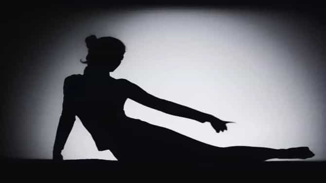 रातोरात स्टार झालेली बॉलिवूडची रबर गर्ल माहितीये? संपत्तीची उधळपट्टी केली, अखेर रस्त्यावर पडलेल्या भाज्या खाऊन जगण्याची वेळ
