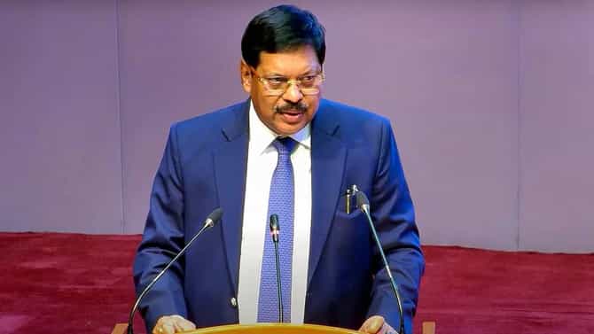 IAS अधिकाऱ्यांच्या मुलांना.. , आरक्षणातील क्रिमी लेयरबाबत सरन्यायाधीश गवई यांचं मोठं विधान