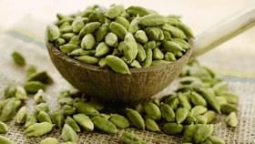 दररोज 2 वेलची खाल्ल्यामुळे शरीरात दिसून येतील 'हे' बदल.....