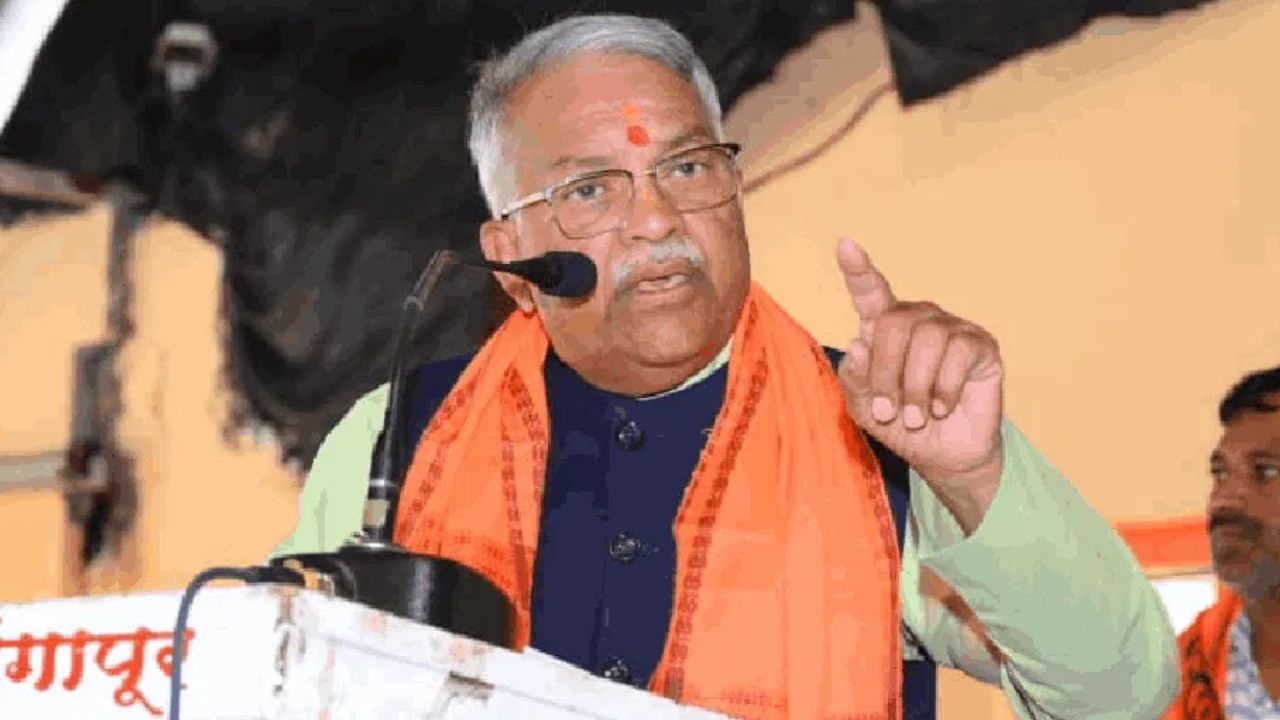 महाराष्ट्राच्या राजकारणात खळबळ उडवणारी बातमी... चंद्रकांत खैरे म्हणाले, आठ नऊ महिन्यांपूर्वीच 20 आमदार... महाराष्ट्राच्या राजकारणात खळबळ उडवणारी बातमी... चंद्रकांत खैरे म्हणाले, आठ नऊ महिन्यांपूर्वीच 20 आमदार...