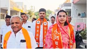 भाजपने सोडली साथ, मग शिंदे गटाने धरला काँग्रेसचा हात