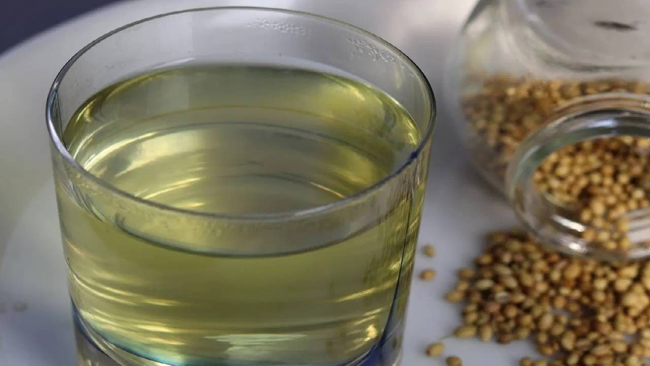 धन्याचा वापर जवळपास सर्वच भारतीय घरांमध्ये केला जातो. धनी आरोग्यासाठी अत्यंत फायदेशीर आहेत. भारतीय घरांमधील महत्वाचा मसाला धने आहे. जवळपास सर्वच भाज्यांमध्ये धन्यांचा समावेश असतो.