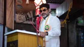 मग माझ्यासहीत अख्ख्या ओबीसी समाजाला गोळ्या घाला... धनंजय मुंडे संतापले.