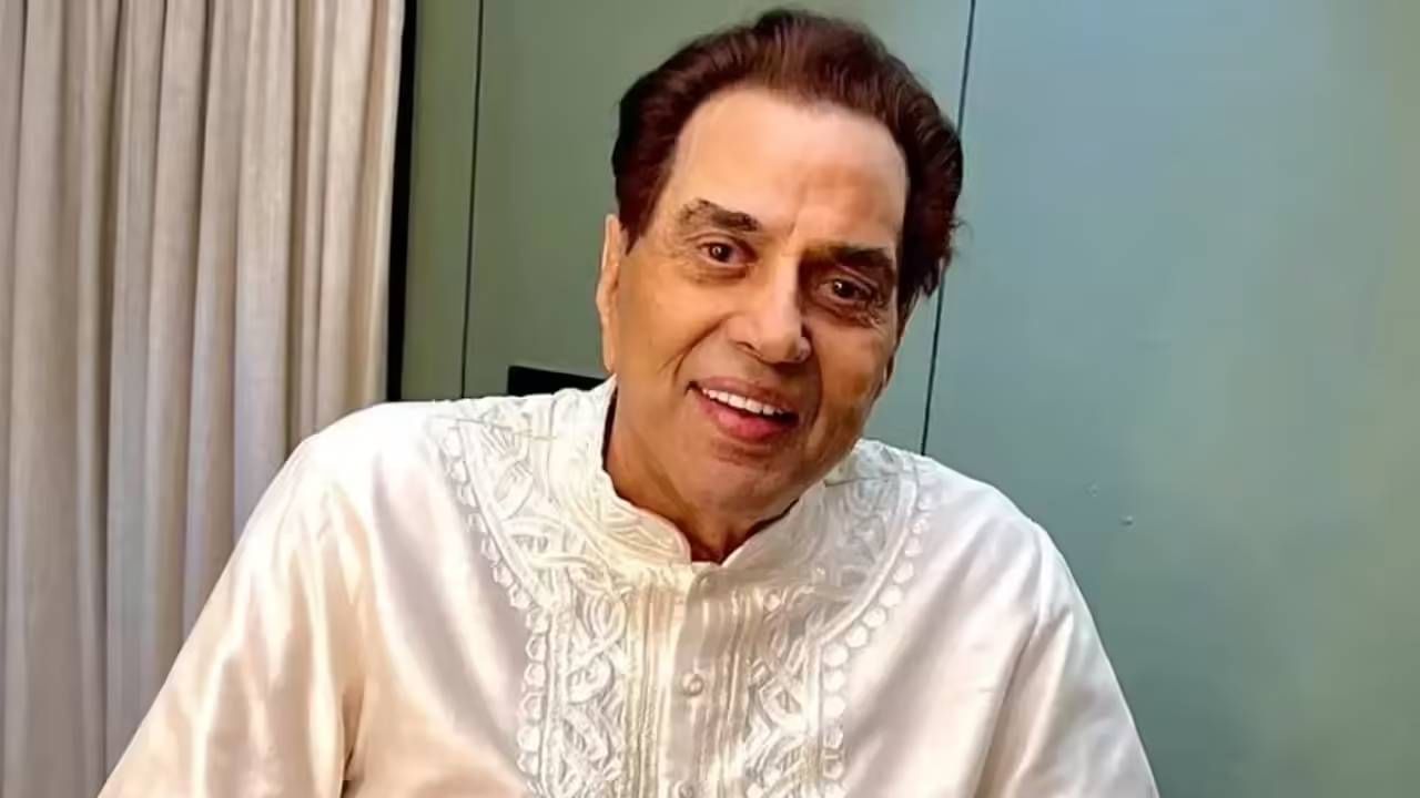 'अँग्री यंग मॅन' ते रोमँटिक हिरो, धर्मेंद्र यांनी हिंदी सिनेसृष्टीला अनेक दशके आपल्या अभिनयाने समृद्ध केले. पण त्यांचे खरे वैशिष्ट्य होते ते त्यांचा स्वभाव आणि मैत्रीला दिलेले स्थान. याच मैत्रीच्या जोरावर त्यांनी हिंदी सिनेसृष्टीच्या व्यस्त शेड्युलमध्येही एका मराठी चित्रपटासाठी वेळ काढला होता आणि ते फक्त एका गाण्यासाठी!