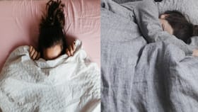 तुम्हालाही तोंडावर पांघरूण घेऊन झोपायची सवय आहे का? हा त्रास होऊ शकतो