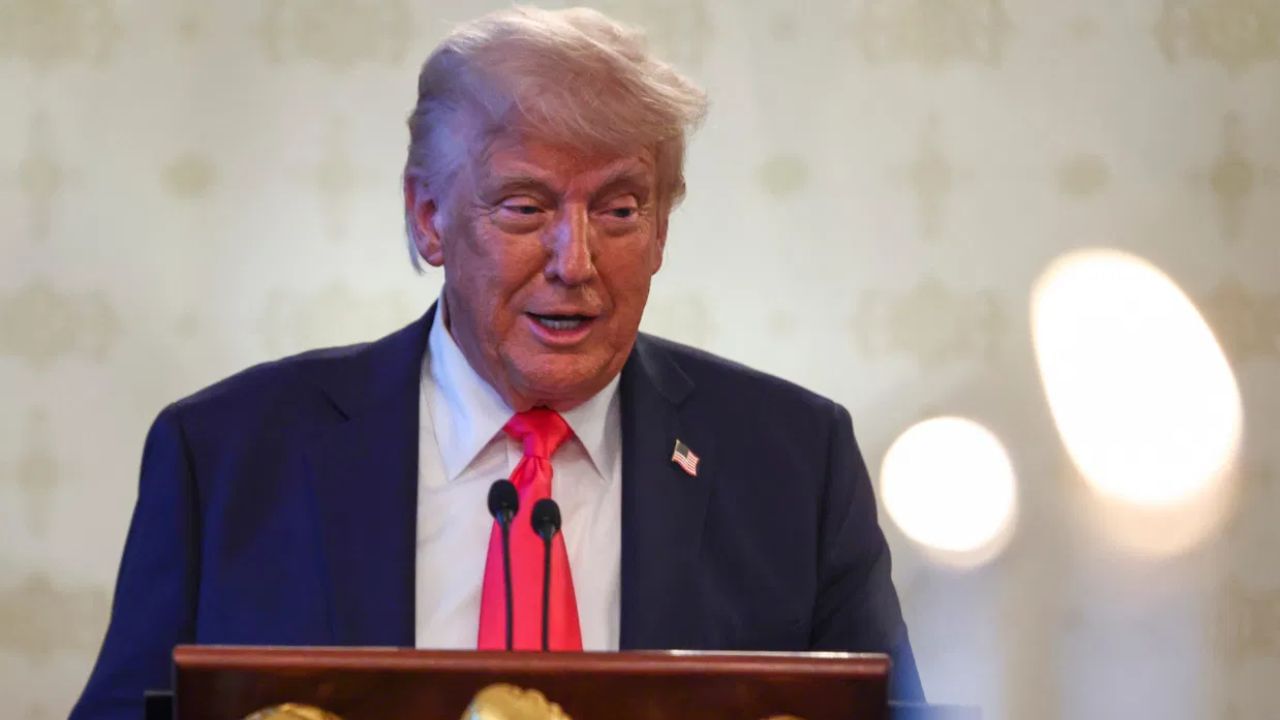 डोनाल्ड ट्रम्प यांना सर्वात मोठा झटका, अमेरिकेत हाहाकार, जगभरात उडाली खळबळ