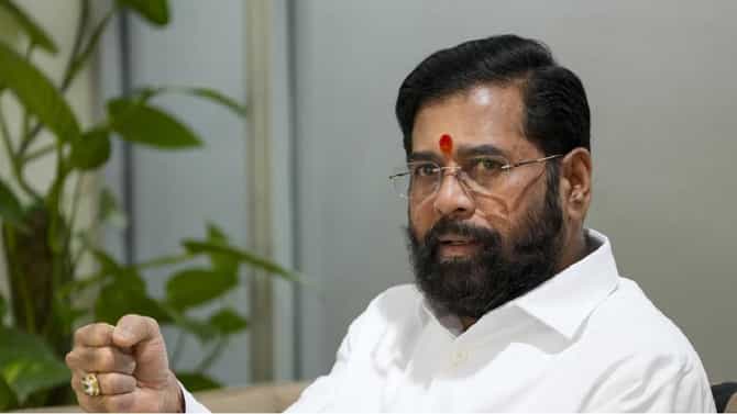मराठवाड्यात मोठी खळबळ, निवडणुकीच्या तोंडावर शिवसेना शिंदे गटात थेट बदल...
