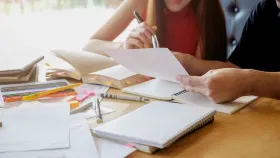 एक किंवा दोन नव्हे तब्बल 13 तासांची परीक्षा, जेवणालाही ब्रेक मिळत नाही