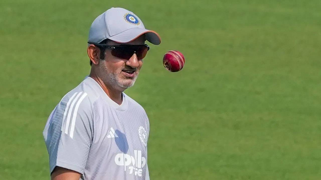 Gautam Gambhir : गंभीर यांच्या प्रयोगामुळे फायद्यापेक्षा तोटा जास्त, दीड वर्षात 7 फलंदाजांना संधी, पण त्या पोजिशनचा प्रश्नच सुटत नाहीय Gautam Gambhir : गंभीर यांच्या प्रयोगामुळे फायद्यापेक्षा तोटा जास्त, दीड वर्षात 7 फलंदाजांना संधी, पण त्या पोजिशनचा प्रश्नच सुटत नाहीय