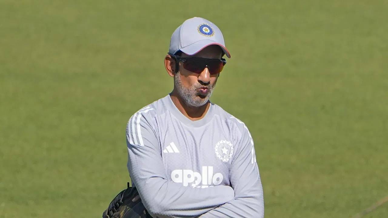 Gautam Gambhir : गौतम गंभीरच्या आयुष्यातील वाईट वेळ, आता कोणीही उठतो आणि... हा VIDEO बघा