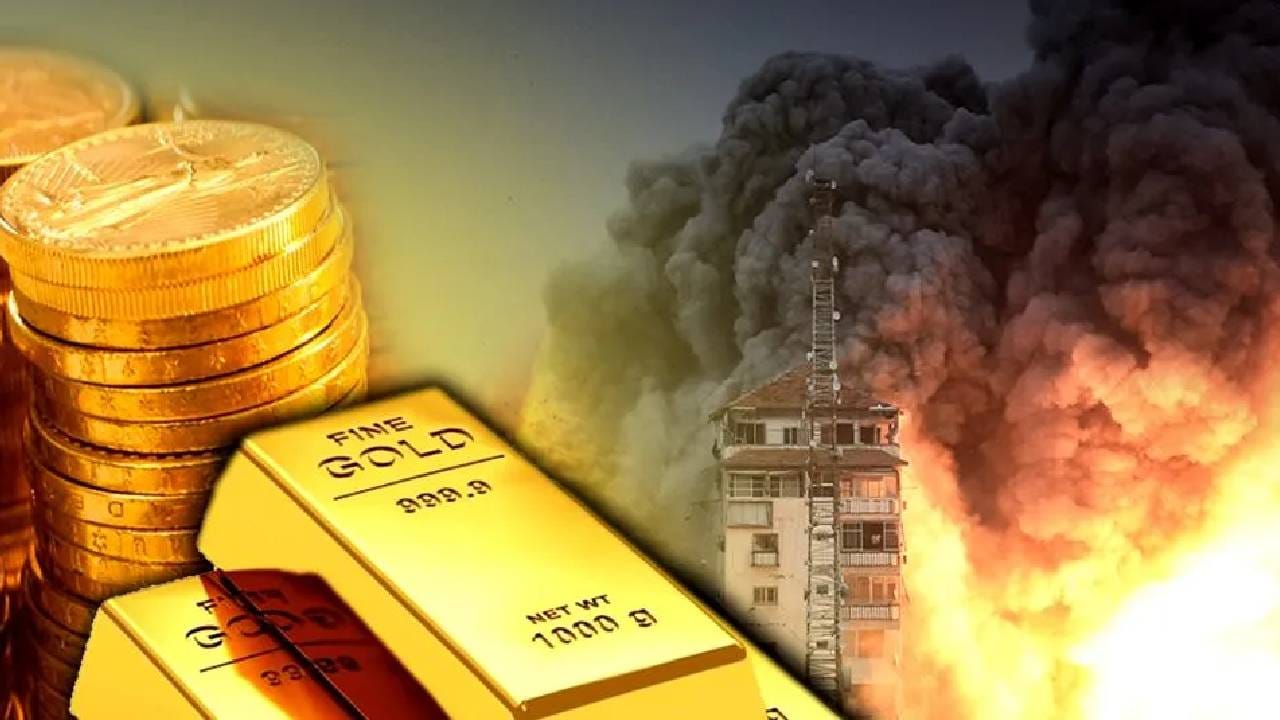 जेव्हा तुम्ही ज्वैलर्सकडून सोने खरेदी करता. तेव्हा हा मोफत विमा देण्यात येतो. या विमा पॉलिसीत तुमच्या सोन्याचे नुकसान भरपाई करण्यात येते. भूकंप, इतर देशाचा हल्ला, पूर, दंगेधोपे, चेन स्नॅचिंग, दरोडा, अपघात यावेळी सोन्याच्या दागिन्यांचे नुकसान झाले तर त्यासाठी दावा करता येतो. 