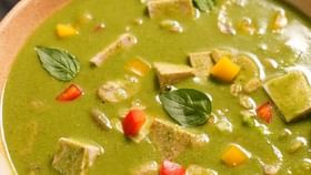 हिवाळ्यात निरोगी राहण्यासाठी हा हेल्दी सूप फायदेशीर, जाणून घ्या...