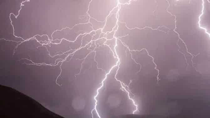 IMD Weather Update : पुन्हा मुसळधार पावसाचा इशारा, आयएमडीचा हाय अलर्ट, महाराष्ट्राबाबत मोठी बातमी