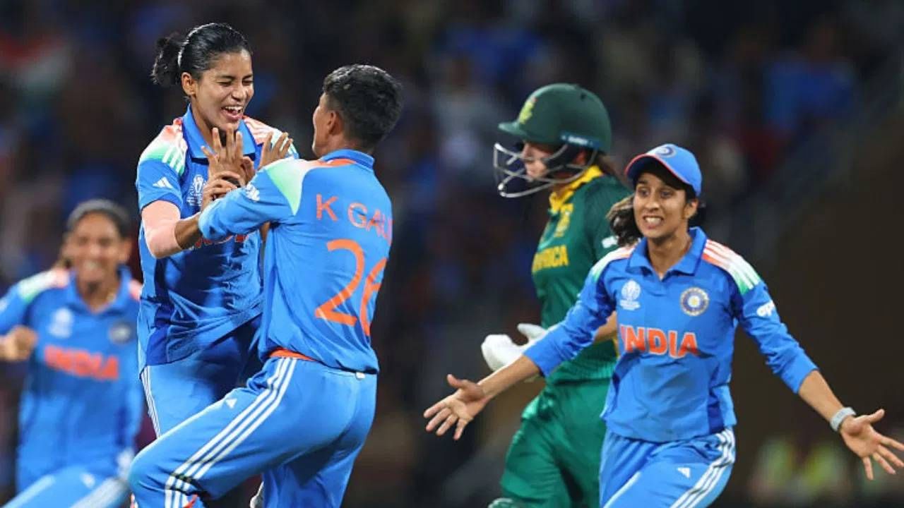 IND vs SA Final : फायनलमध्ये कमकुवत बाजूलाच टीम इंडियाने बनवलं ताकद, वर्ल्ड कप जिंकण्याचं हे एक प्रमुख कारण, VIDEO IND vs SA Final : फायनलमध्ये कमकुवत बाजूलाच टीम इंडियाने बनवलं ताकद, वर्ल्ड कप जिंकण्याचं हे एक प्रमुख कारण, VIDEO