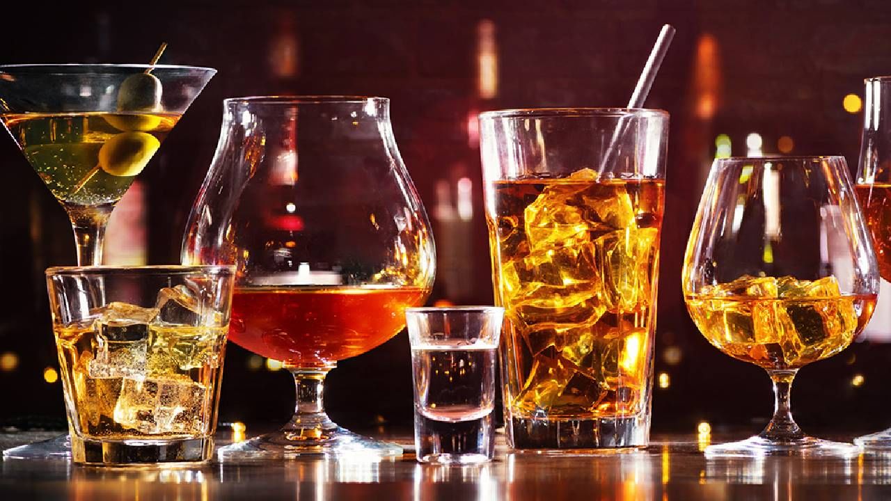 Liquor Brand : भारताच्या मद्याचा, जगभरातील मद्यालयात डंका, असा केला नवीन विक्रम